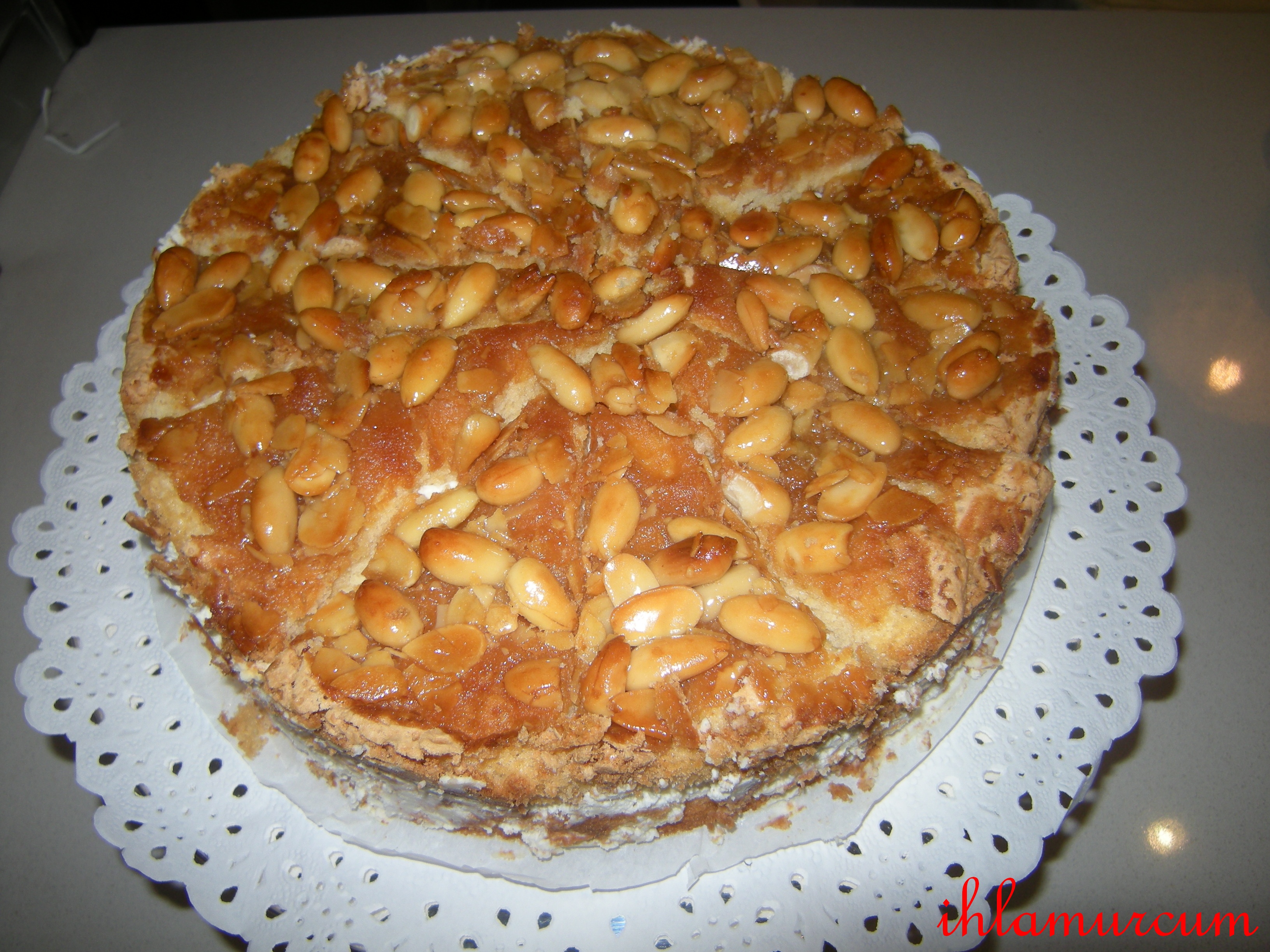 Bademli Ananaslı Pasta (Hansen-Jensen Torte )