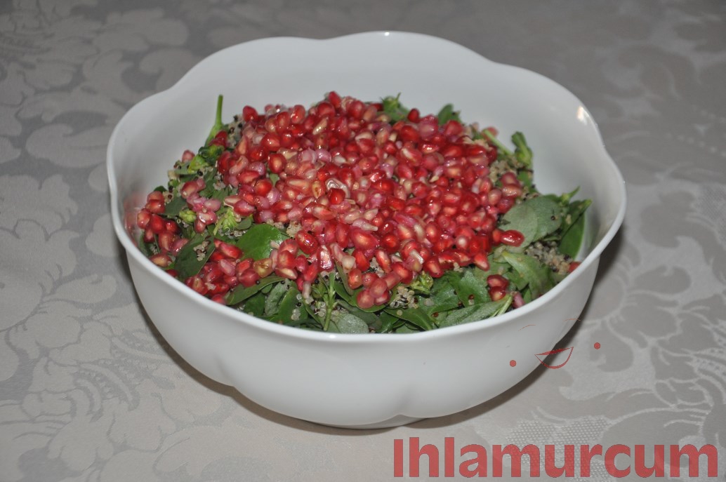 Narlı Quinoa( kinoa) Salatası
