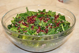 Karabuğdaylı Narlı Ispanak Salatası